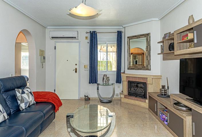 Image No.26-3 Bed Villa / Detached for sale