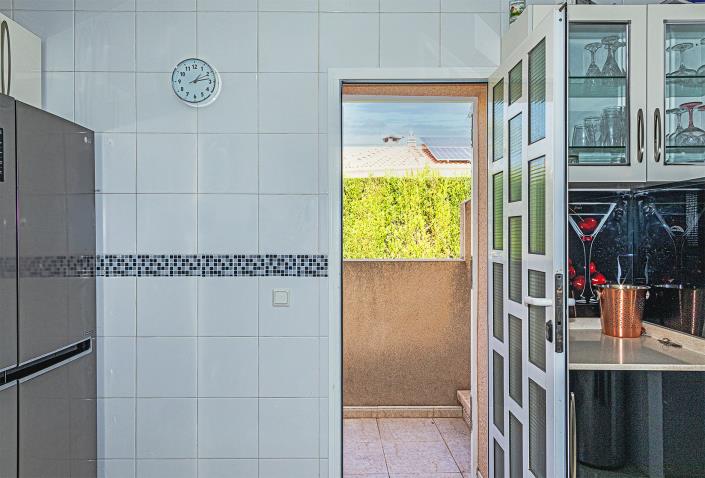 Image No.39-3 Bed Villa / Detached for sale