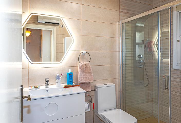 Image No.14-2 Bed Duplex for sale