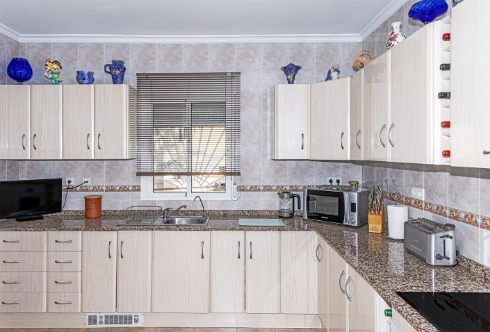 Image No.17-4 Bed Villa / Detached for sale