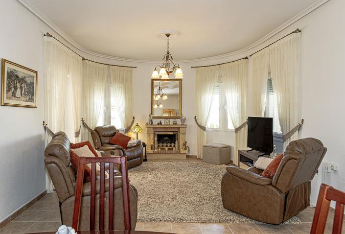 Image No.21-4 Bed Villa / Detached for sale