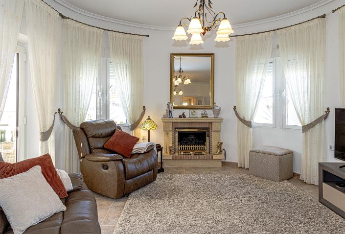 Image No.22-4 Bed Villa / Detached for sale