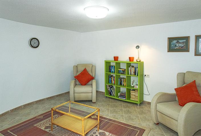 Image No.38-4 Bed Villa / Detached for sale