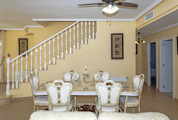 Image No.23-4 Bed Villa / Detached for sale