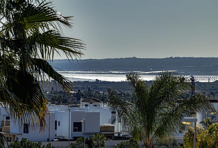 Image No.48-4 Bed Villa / Detached for sale