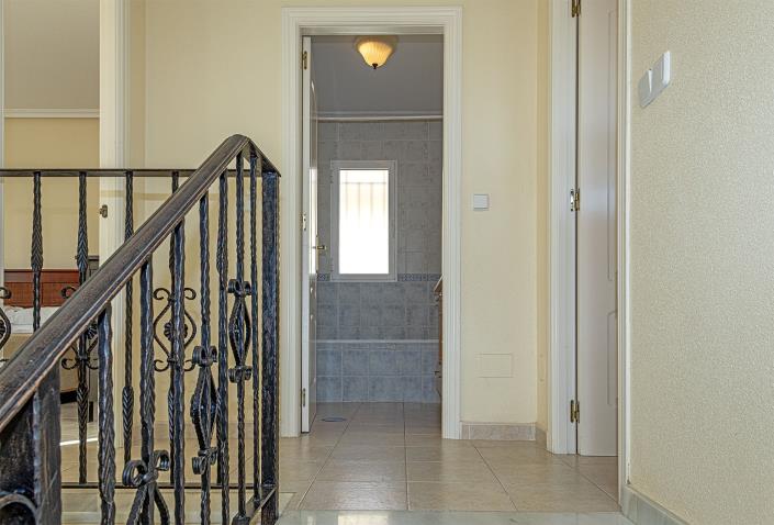 Image No.20-3 Bed Villa / Detached for sale