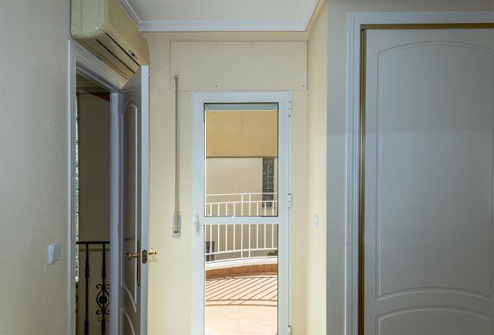 Image No.23-3 Bed Villa / Detached for sale