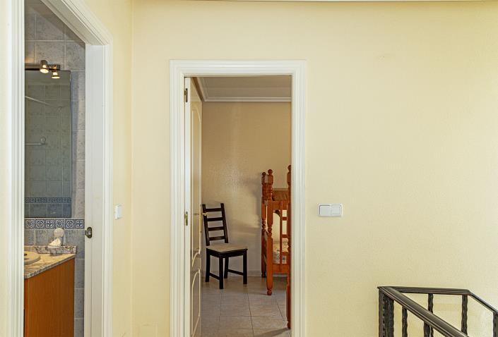 Image No.27-3 Bed Villa / Detached for sale