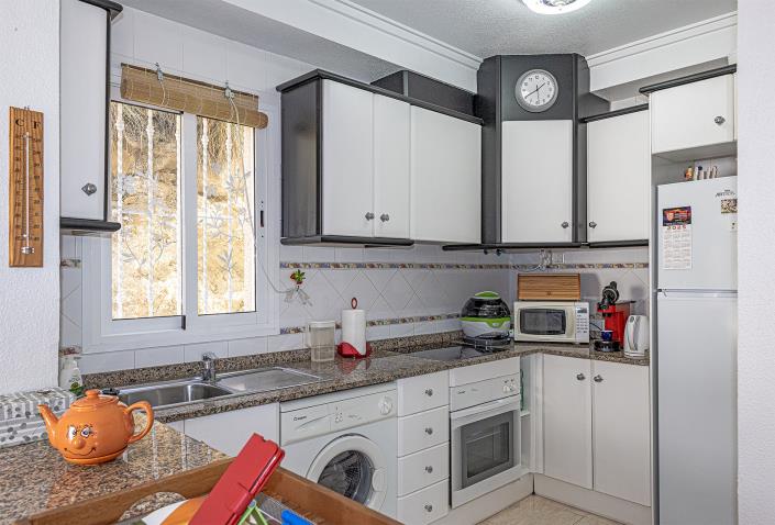 Image No.12-2 Bed Apartment for sale