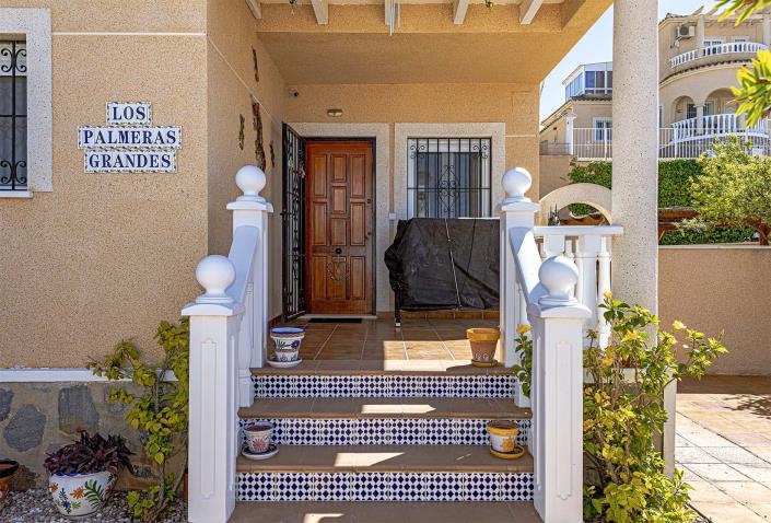 Image No.13-4 Bed Villa / Detached for sale