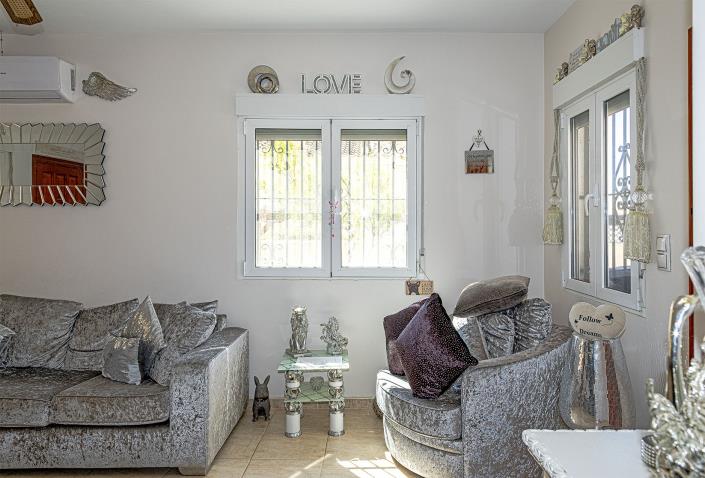 Image No.16-4 Bed Villa / Detached for sale