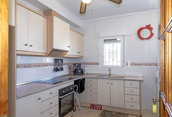 Image No.18-4 Bed Villa / Detached for sale