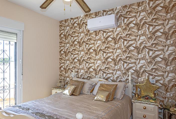 Image No.29-4 Bed Villa / Detached for sale