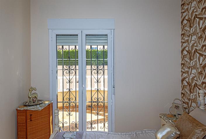 Image No.30-4 Bed Villa / Detached for sale