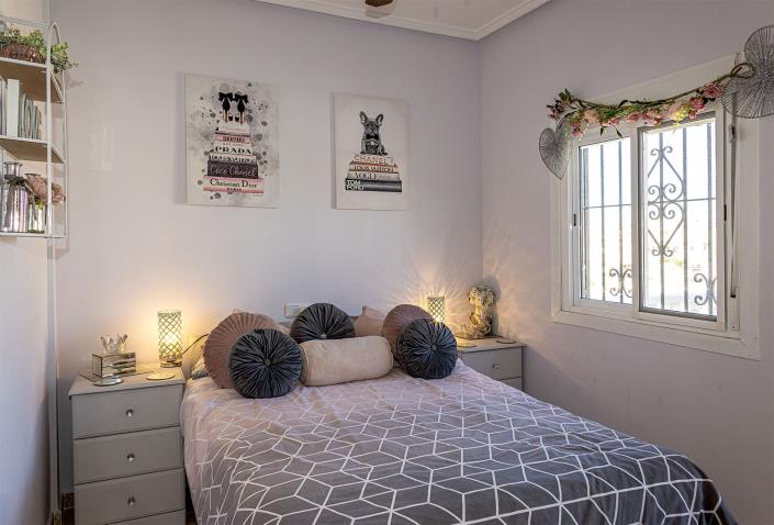 Image No.34-4 Bed Villa / Detached for sale