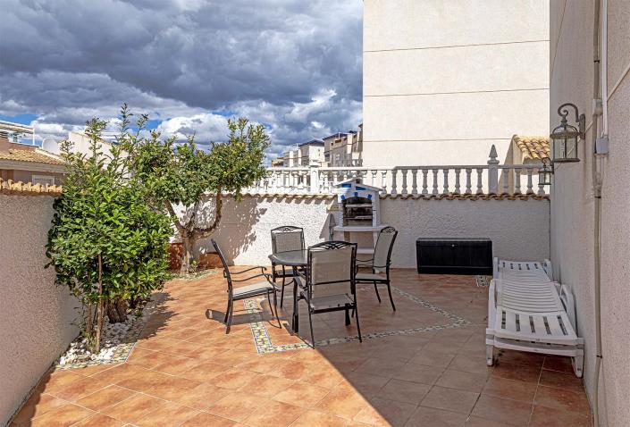 Image No.5-2 Bed Apartment for sale