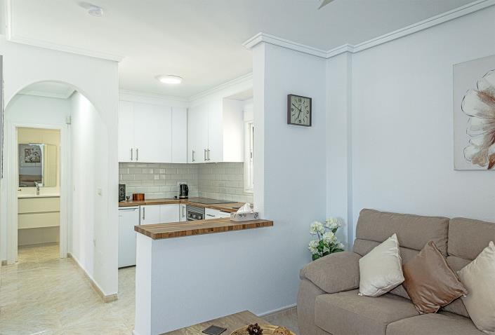 Image No.10-2 Bed Apartment for sale