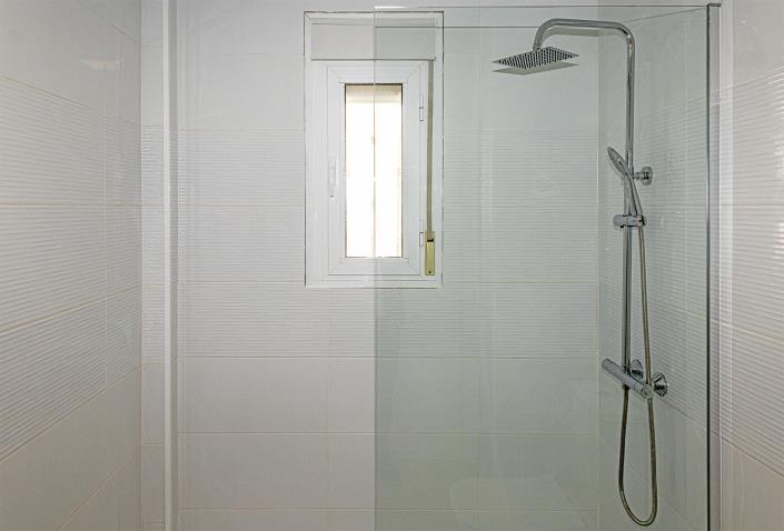 Image No.20-2 Bed Apartment for sale