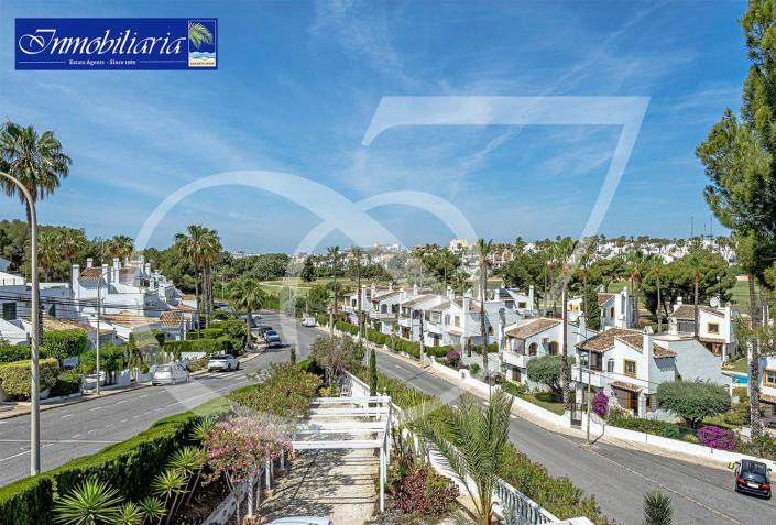 Image No.23-Villa de 4 chambres à vendre à Villamartin