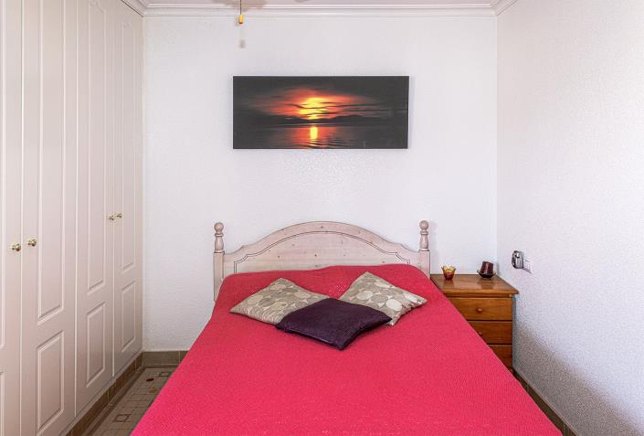 Image No.22-3 Bed Villa / Detached for sale