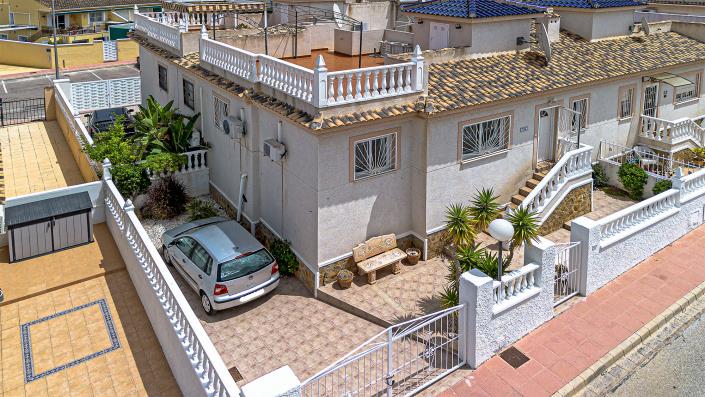 Image No.27-2 Bed Semi-Detached for sale