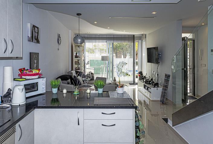 Image No.17-3 Bed Villa / Detached for sale