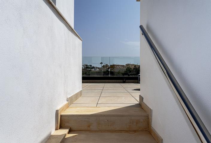 Image No.43-3 Bed Villa / Detached for sale