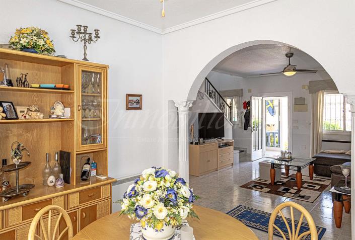 Image No.11-3 Bed Villa / Detached for sale