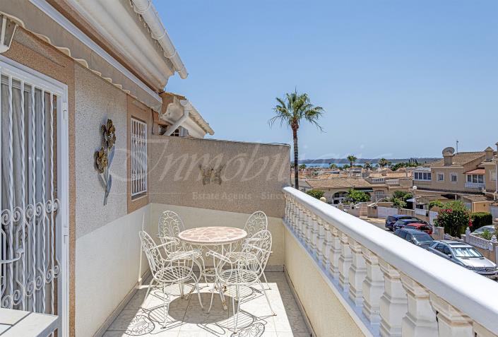 Image No.32-3 Bed Villa / Detached for sale