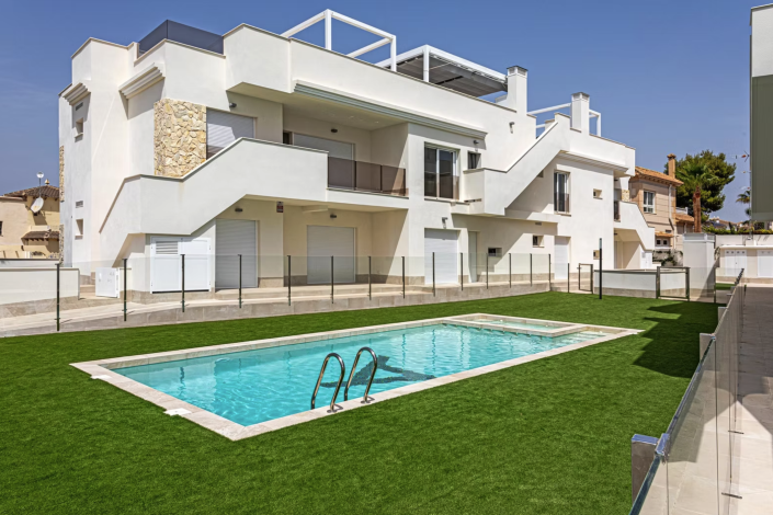 Image No.4-2 Bed Apartment for sale