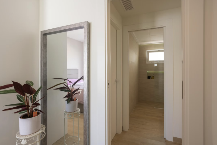 Image No.12-2 Bed Apartment for sale