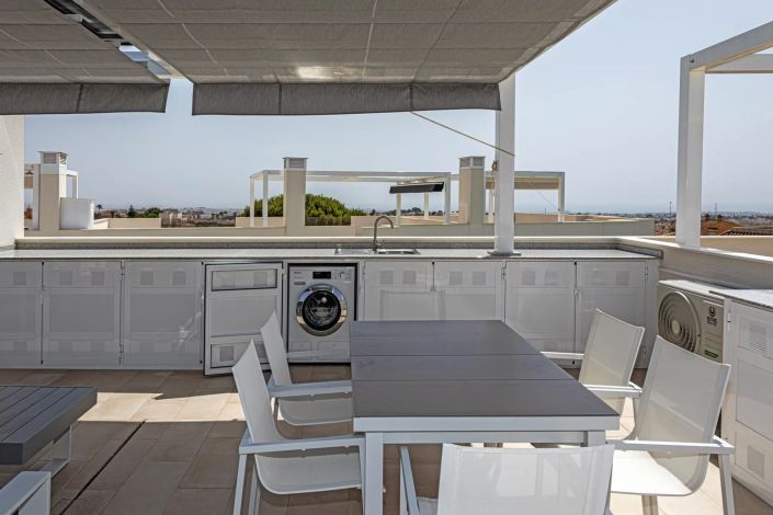 Image No.22-2 Bed Apartment for sale