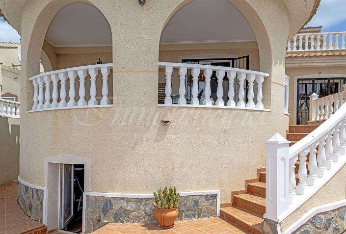 Image No.50-3 Bed Villa / Detached for sale