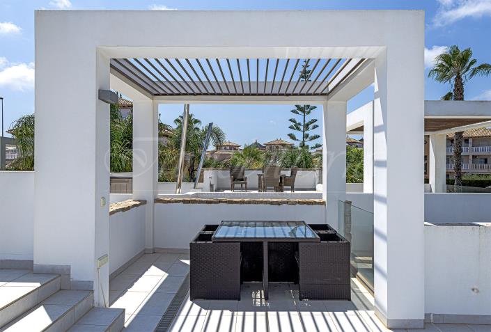 Image No.29-2 Bed Villa / Detached for sale