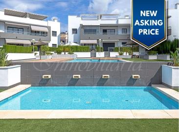 Ground-Floor-Apartment-For-Sale-In-Dona-Pepa---QRS-9786