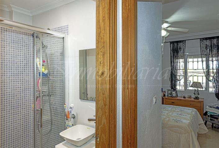 Image No.25-2 Bed Apartment for sale