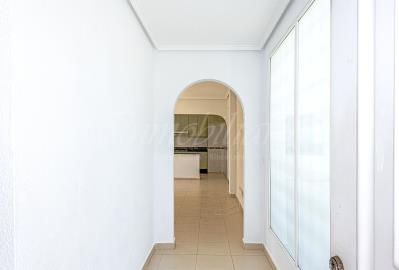 C12