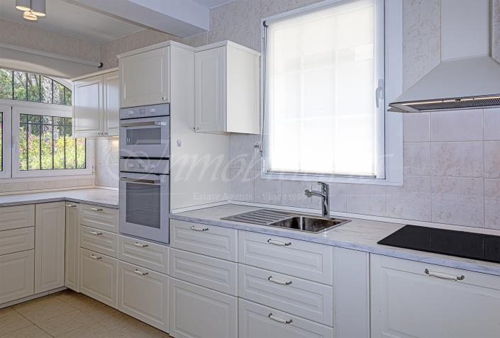 Image No.21-3 Bed Villa / Detached for sale