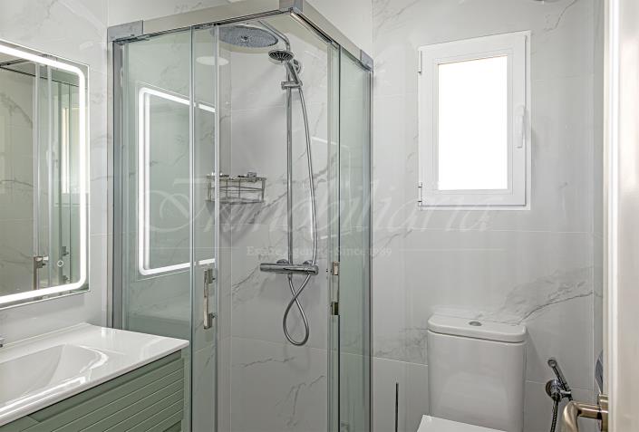 Image No.31-3 Bed Villa / Detached for sale