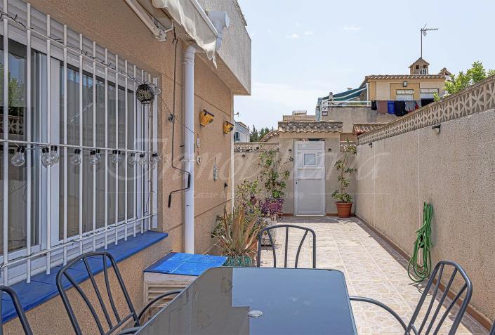 Image No.16-2 Bed Bungalow for sale