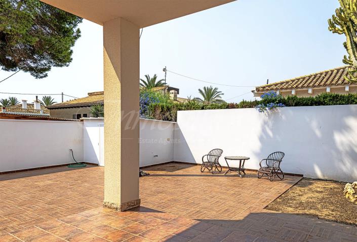 Image No.18-4 Bed Villa / Detached for sale