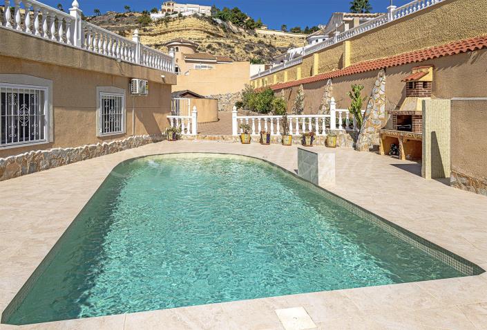 Image No.5-3 Bed Villa / Detached for sale