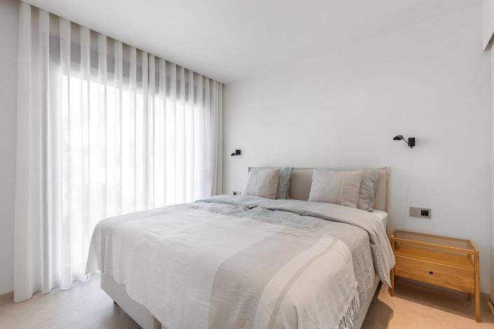 Image No.18-3 Bed Apartment for sale