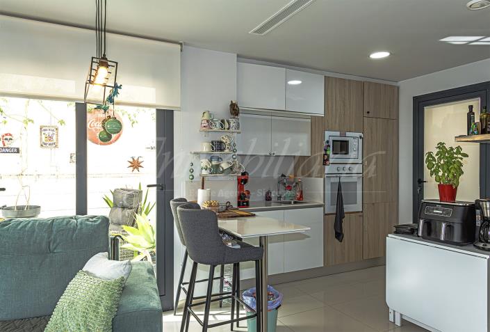 Image No.8-3 Bed Semi-Detached for sale