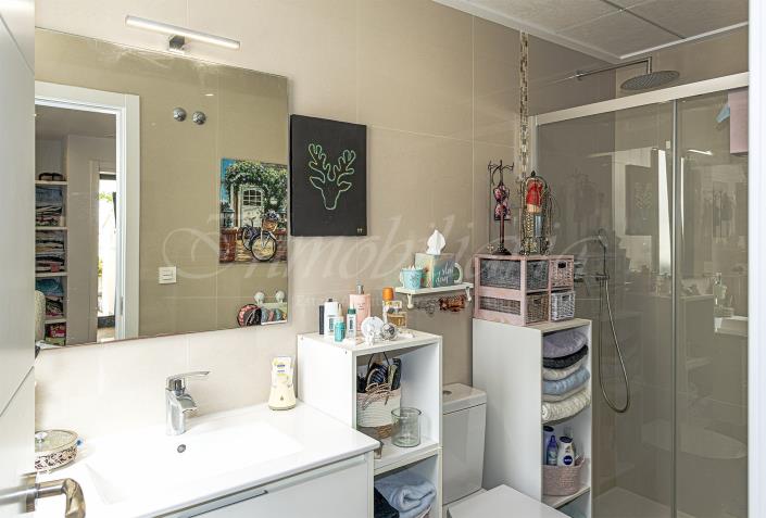 Image No.20-3 Bed Semi-Detached for sale