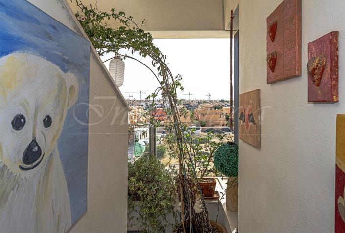 Image No.30-3 Bed Semi-Detached for sale