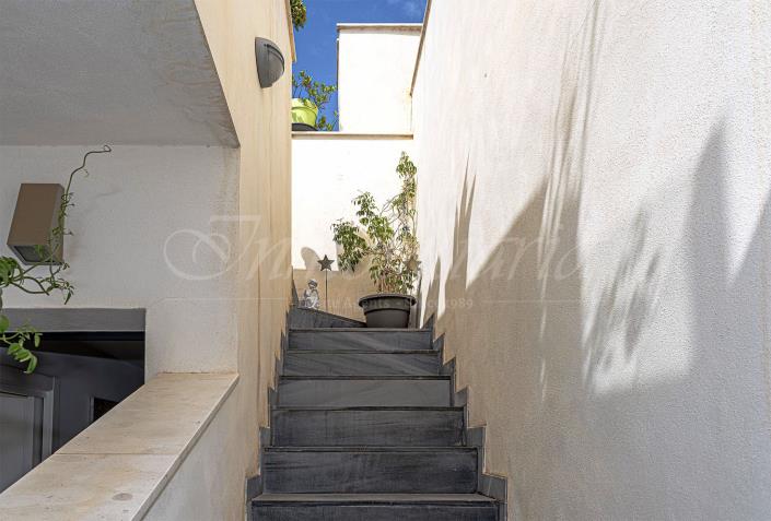 Image No.31-3 Bed Semi-Detached for sale