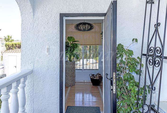 Image No.14-4 Bed Villa / Detached for sale