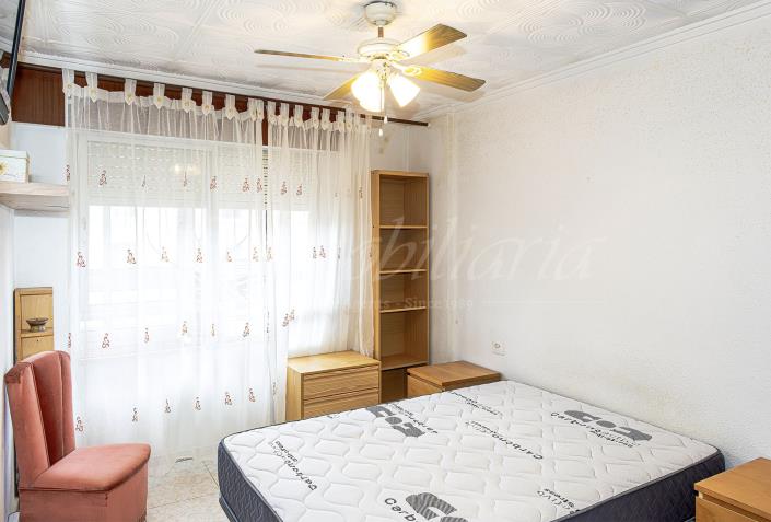 Image No.20-2 Bed Apartment for sale