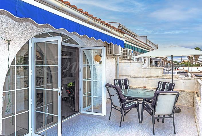 Image No.3-Bungalow de 2 chambres à vendre à Torrevieja